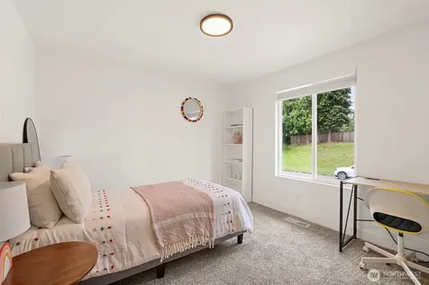 6900 131st Avenue SE Bellevue WA 98006