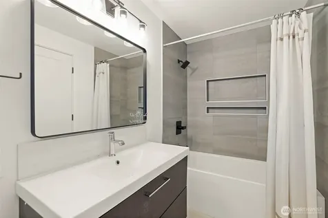 6900 131st Avenue SE Bellevue WA 98006