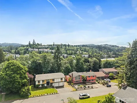 6900 131st Avenue SE Bellevue WA 98006