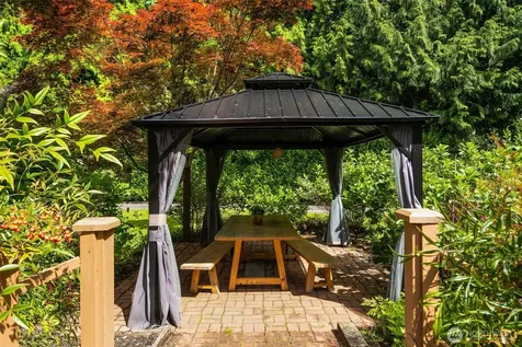 41809 SE 101st Street North Bend WA 98045