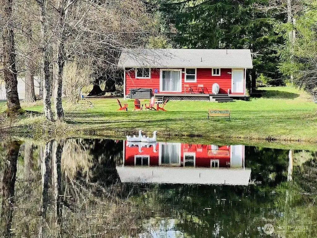 231 Paradise Drive Ashford WA 98304