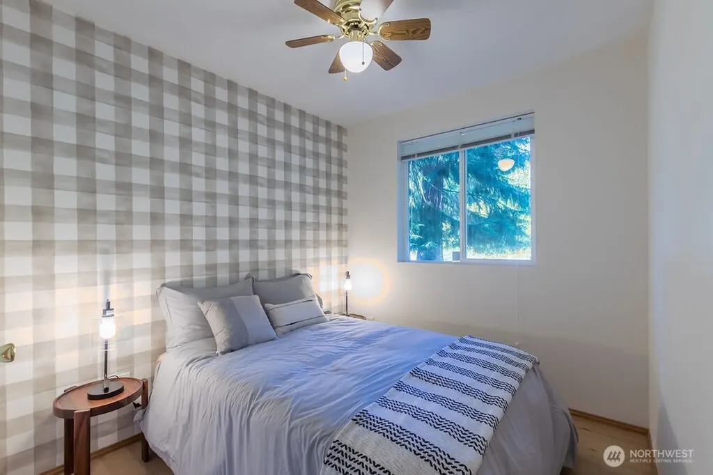 231 Paradise Drive Ashford WA 98304