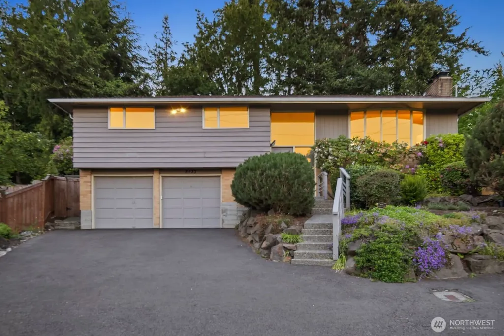 8433 221st Place SW Edmonds WA 98026