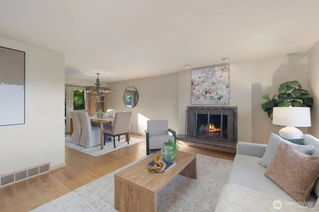 8433 221st Place SW Edmonds WA 98026