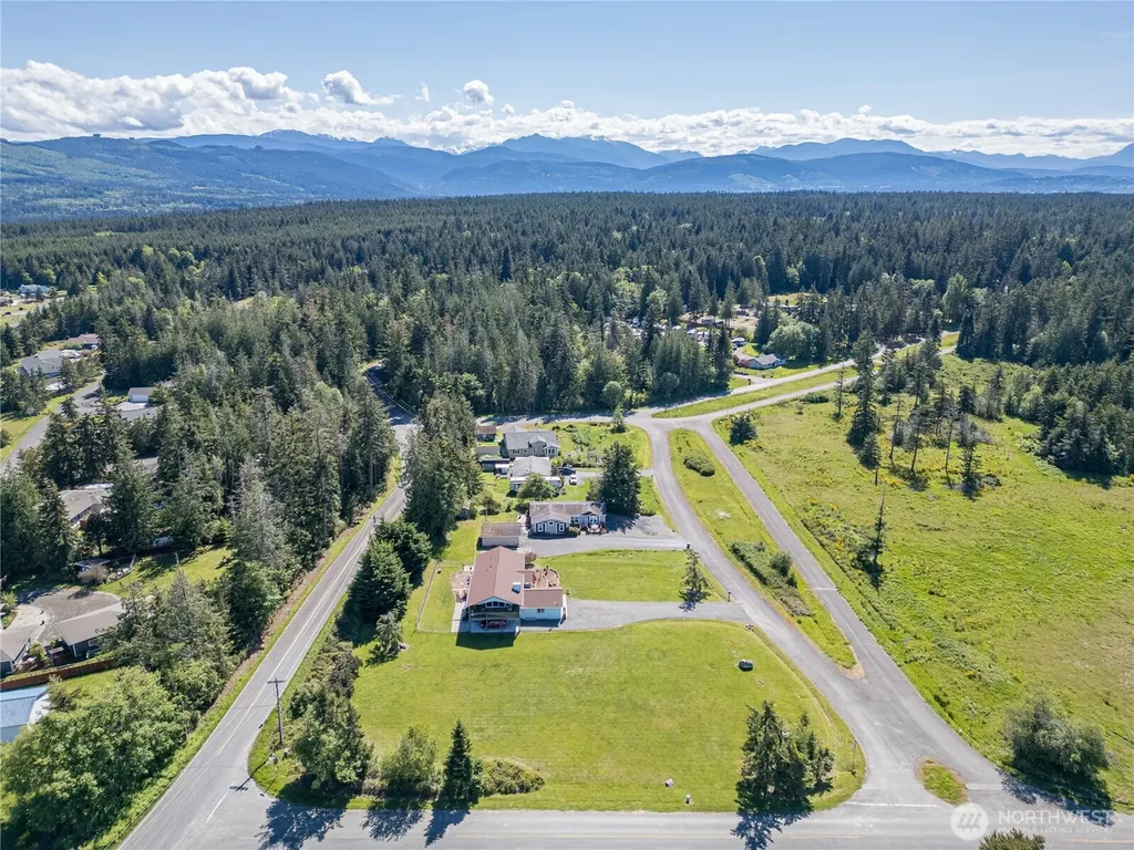 80 Sunshine Plaza Sequim WA 98382