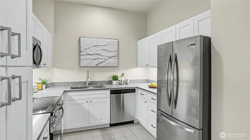 526 1st Avenue S Seattle WA 98104