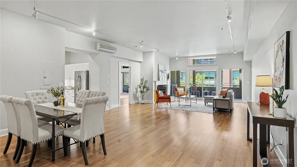 526 1st Avenue S Seattle WA 98104