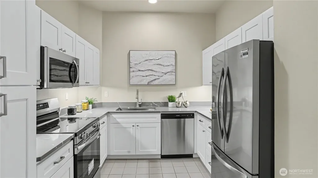526 1st Avenue S Seattle WA 98104