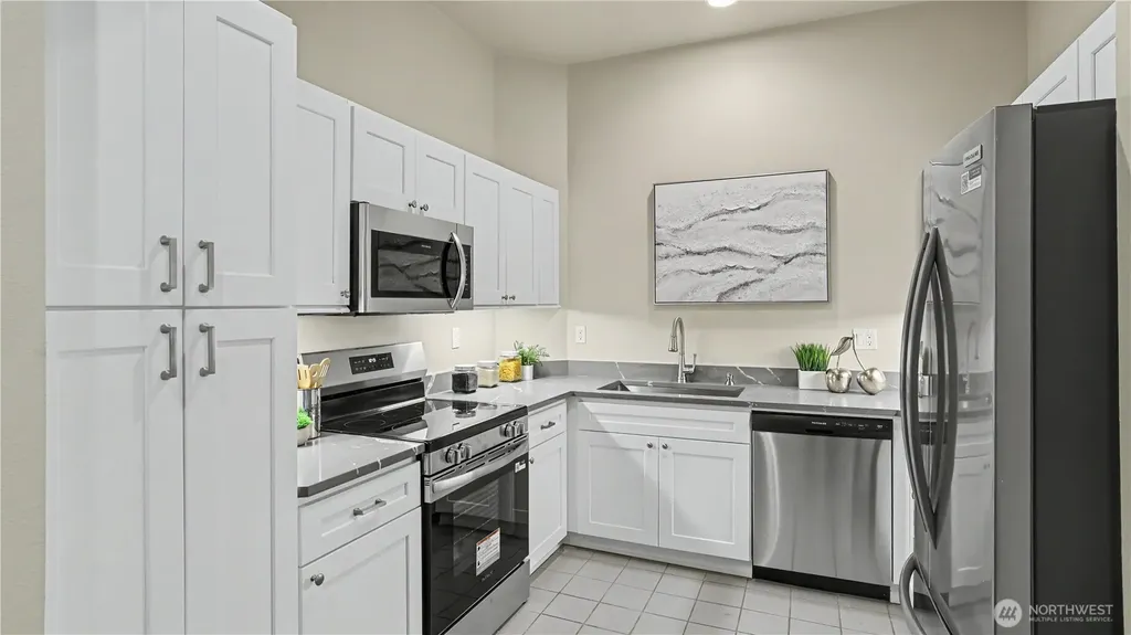 526 1st Avenue S Seattle WA 98104