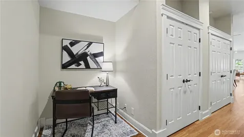 526 1st Avenue S Seattle WA 98104