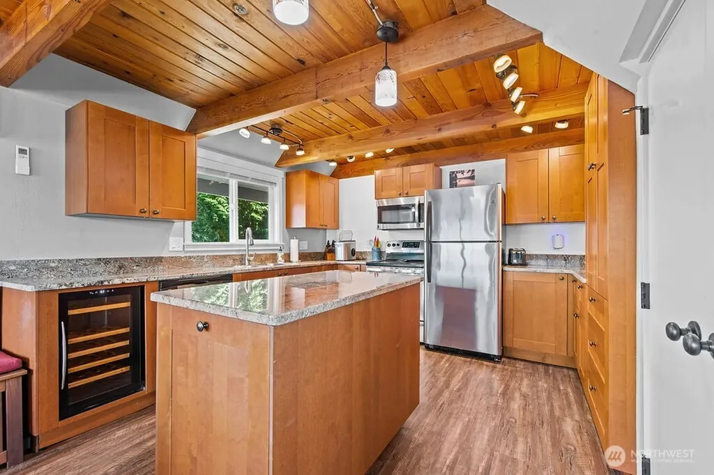 11 SE Skookum View Drive Shelton WA 98584