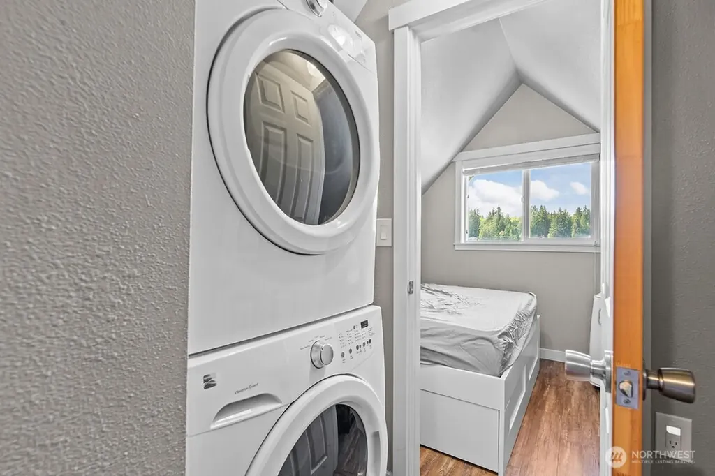 11 SE Skookum View Drive Shelton WA 98584