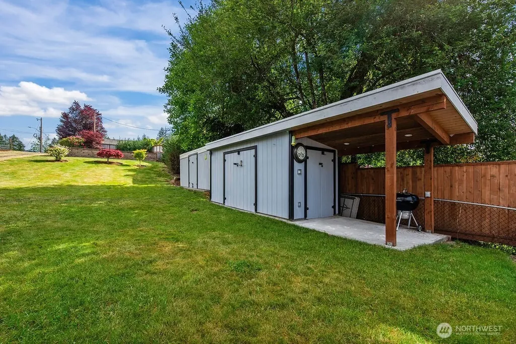 11 SE Skookum View Drive Shelton WA 98584