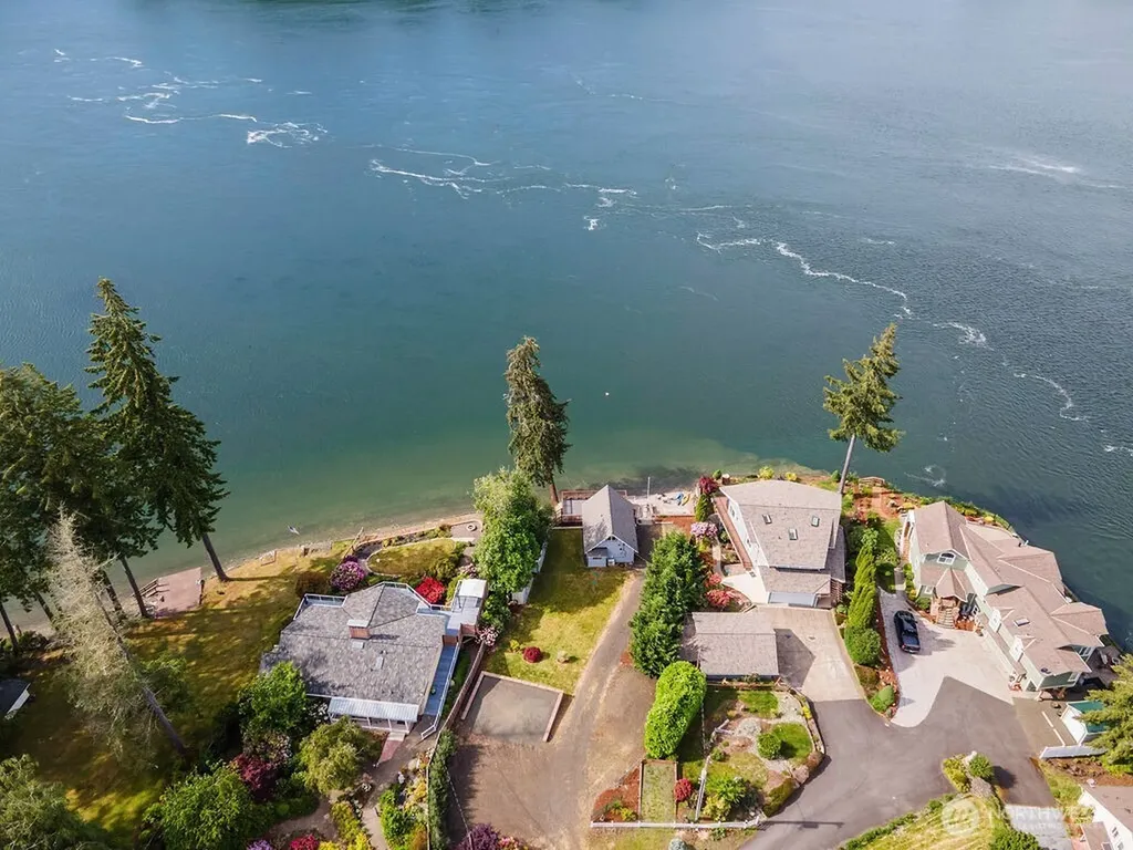 11 SE Skookum View Drive Shelton WA 98584