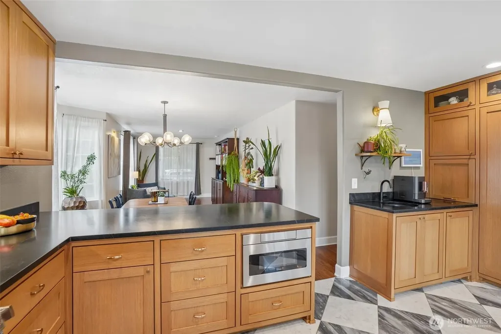 709 W 24th Street Vancouver WA 98660