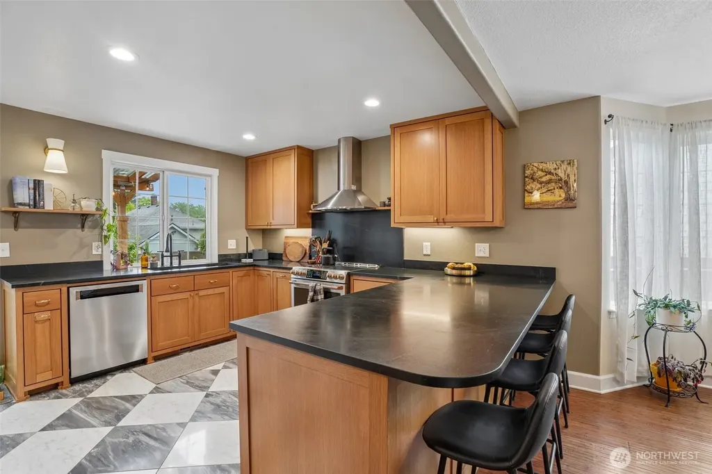 709 W 24th Street Vancouver WA 98660