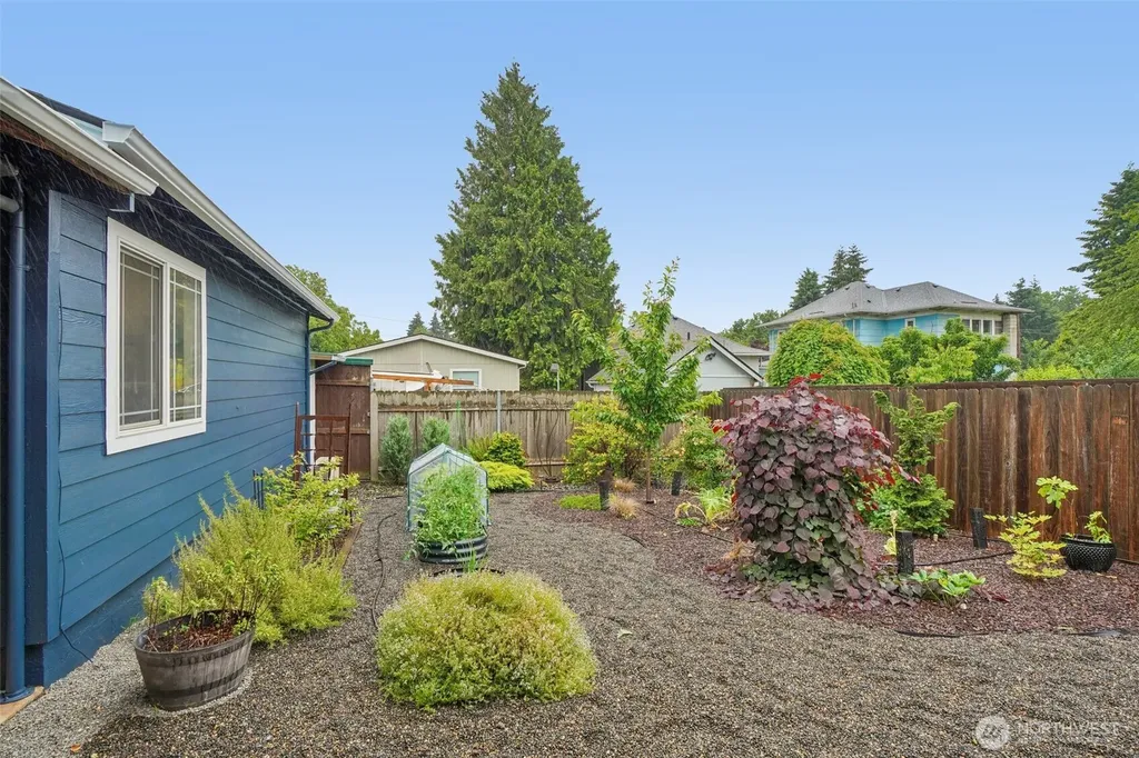709 W 24th Street Vancouver WA 98660