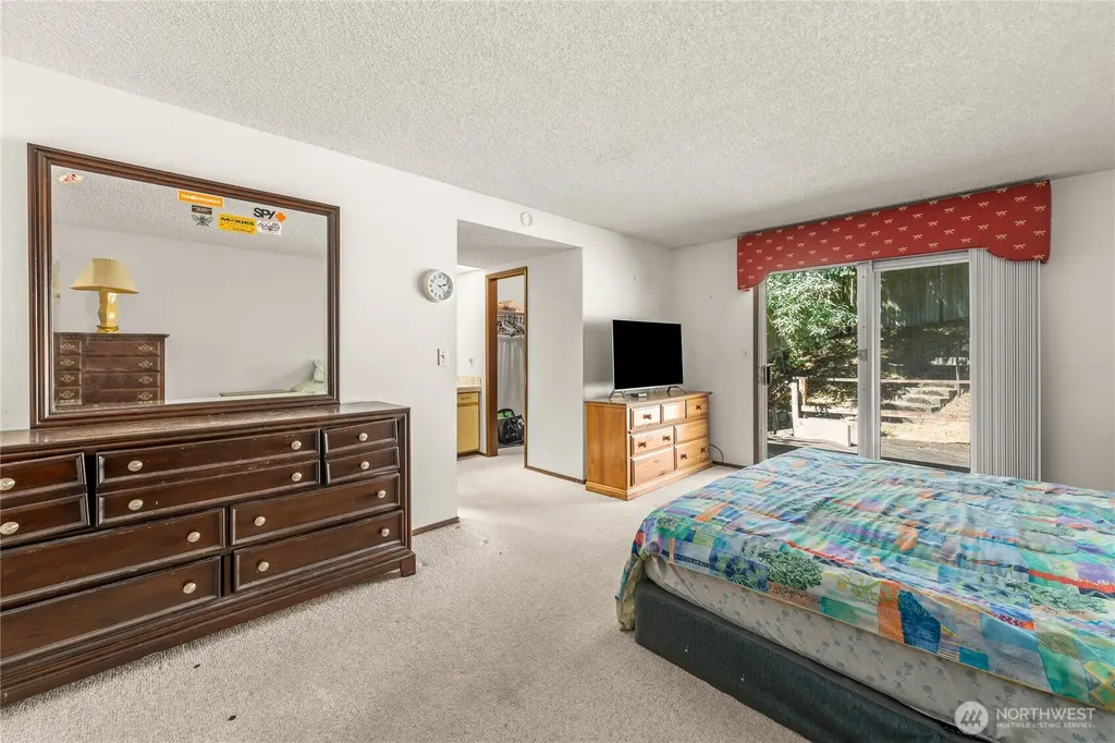 32416 29th Avenue SW Federal Way WA 98023