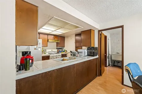 32416 29th Avenue SW Federal Way WA 98023