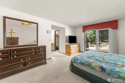 32416 29th Avenue SW Federal Way WA 98023