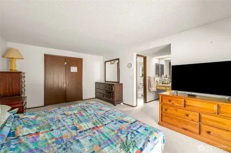 32416 29th Avenue SW Federal Way WA 98023