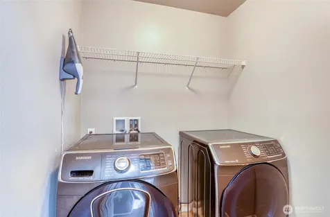 1727 98th Pl SW Everett WA 98204