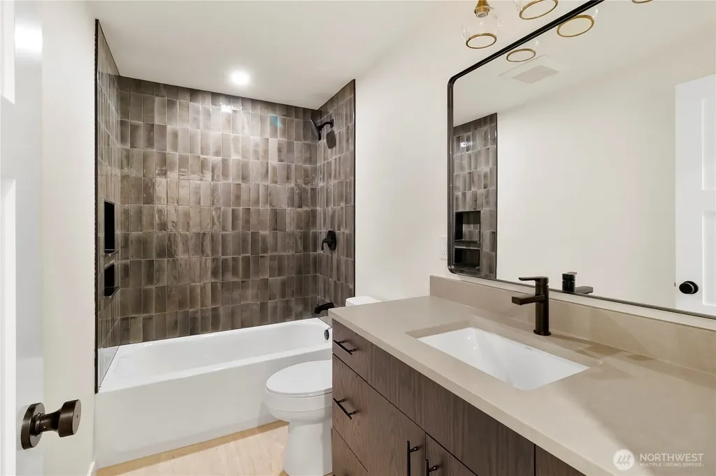 2525 Monroe Street Bellingham WA 98225