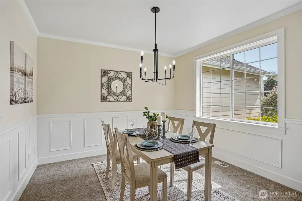 1043 Potlatch Drive Fox Island WA 98333