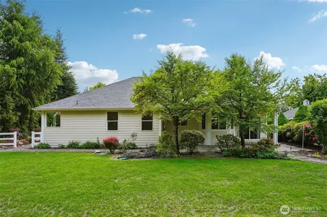 1043 Potlatch Drive Fox Island WA 98333