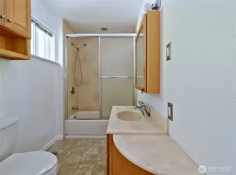 423 Lind Avenue SW Renton WA 98057