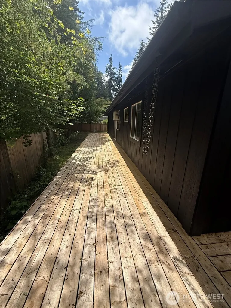 6011 185th Street SW Lynnwood WA 98037