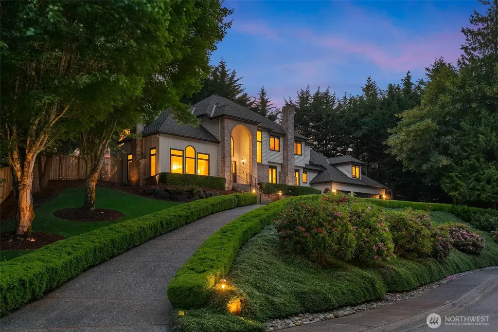 4651 171st Avenue SE Bellevue WA 98006