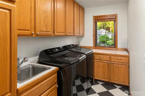 4651 171st Avenue SE Bellevue WA 98006