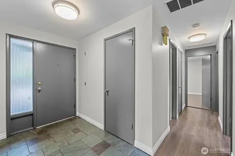 2157 N 122nd Street Seattle WA 98133