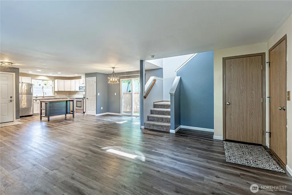 2706 9th Street SE Puyallup WA 98374