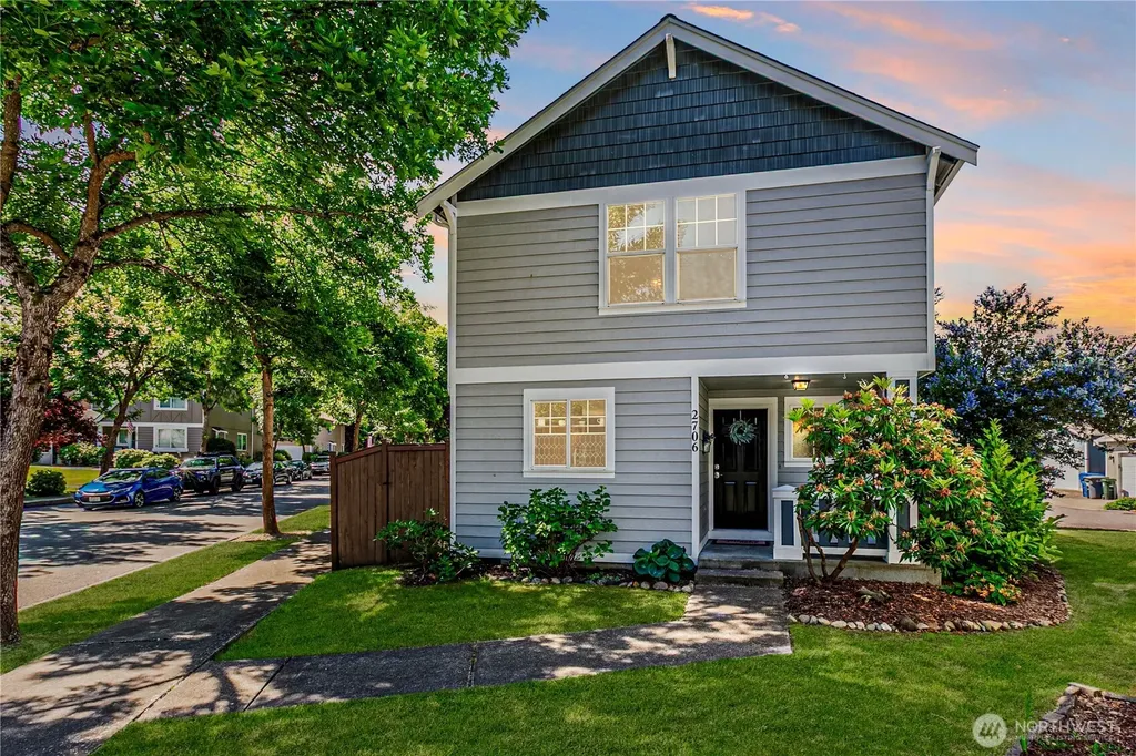 2706 9th Street SE Puyallup WA 98374
