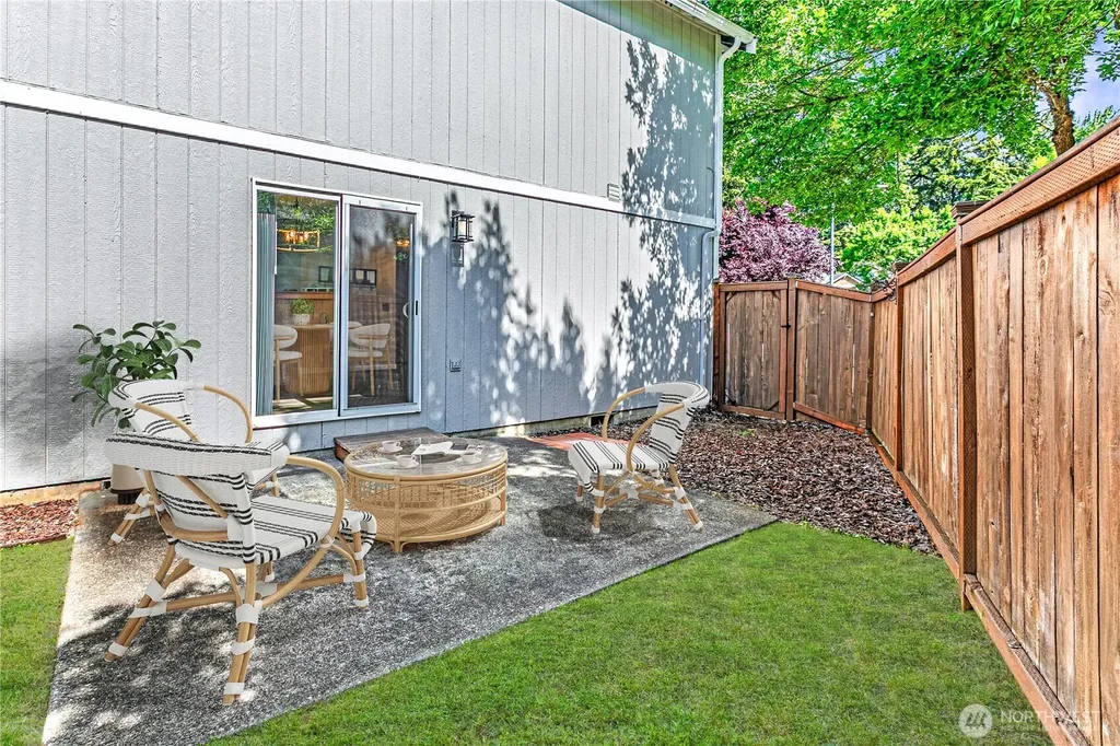 2706 9th Street SE Puyallup WA 98374