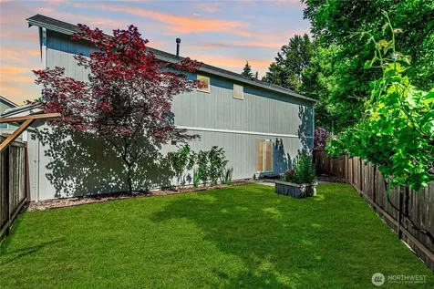 2706 9th Street SE Puyallup WA 98374