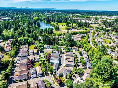 2706 9th Street SE Puyallup WA 98374