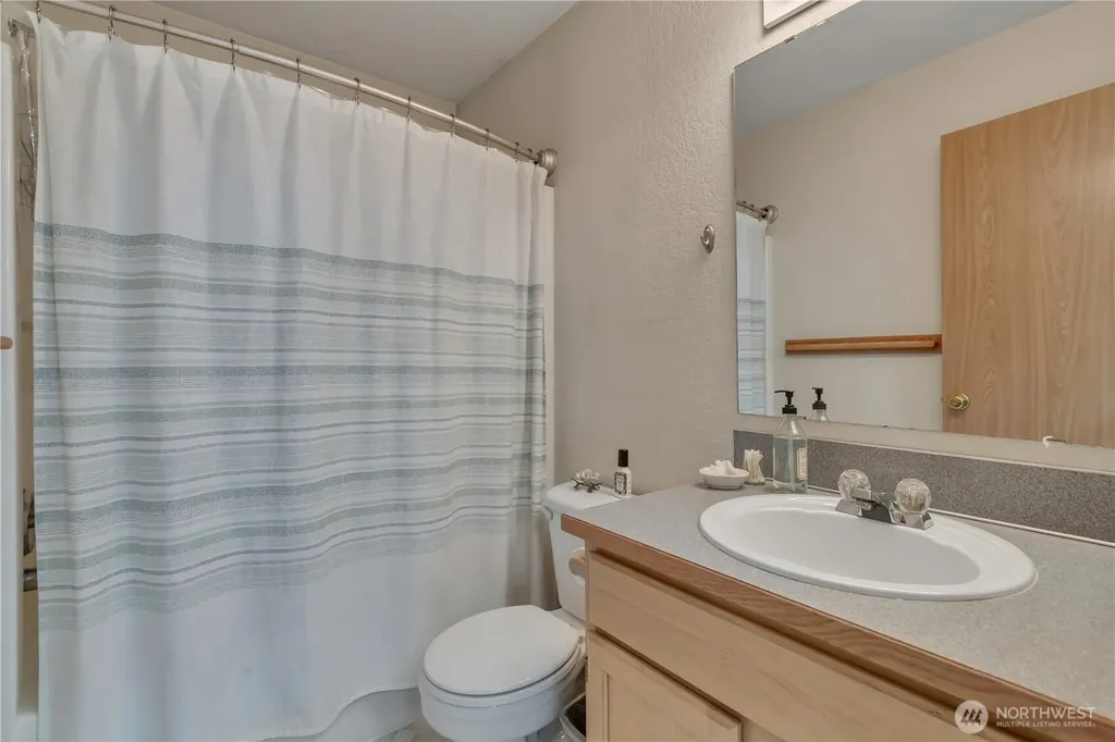 3630 Silver Maple Court SE Lacey WA 98503