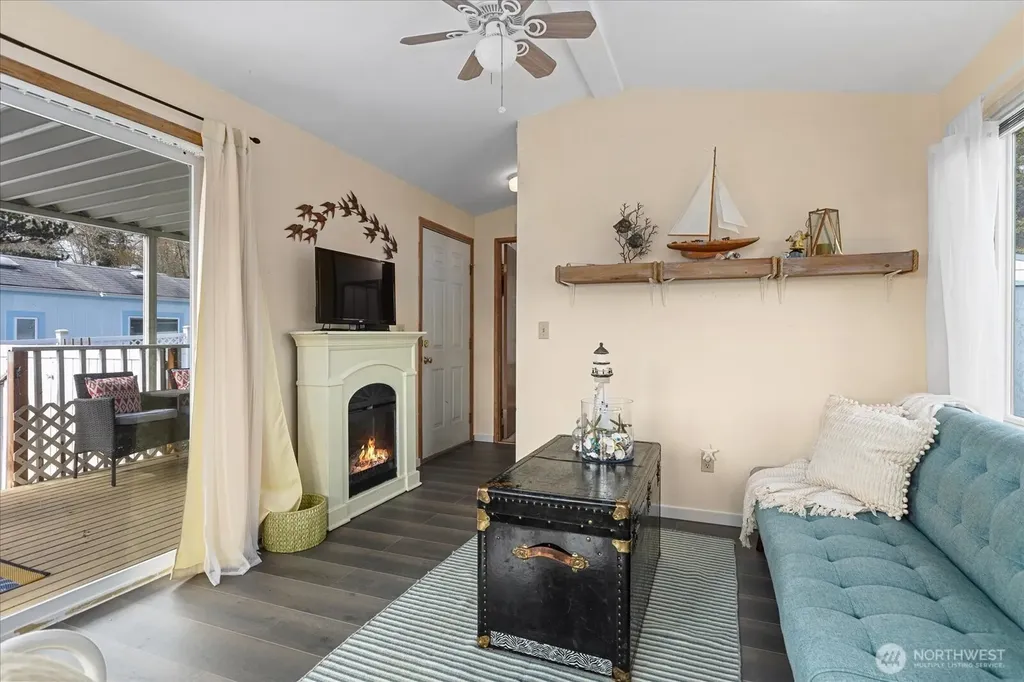 4751 Birch Bay Lynden Road Blaine WA 98230