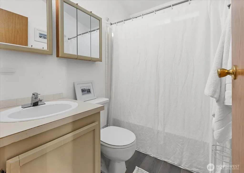 4751 Birch Bay Lynden Road Blaine WA 98230