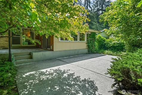 4045 149th Avenue SE Bellevue WA 98006