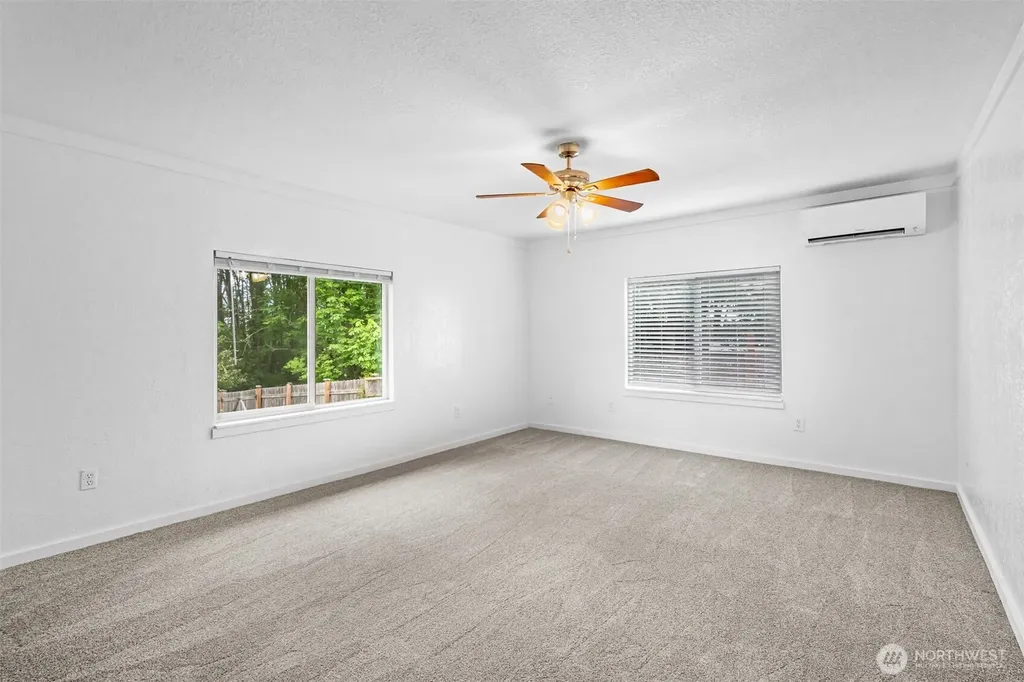 884 Fairmount Avenue Shelton WA 98584