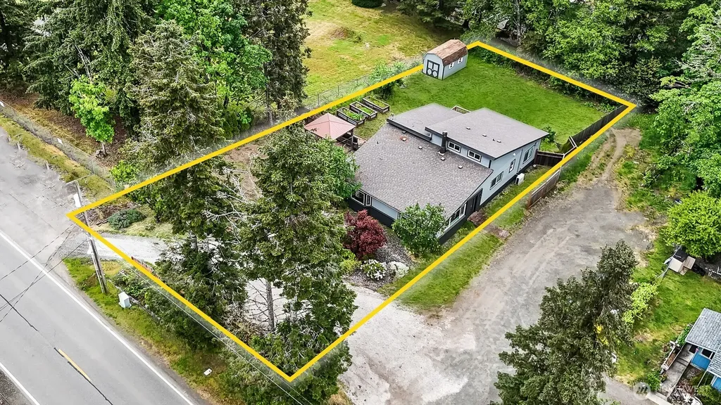 884 Fairmount Avenue Shelton WA 98584