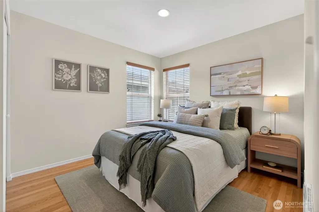 9257 Interlake Avenue N Seattle WA 98103