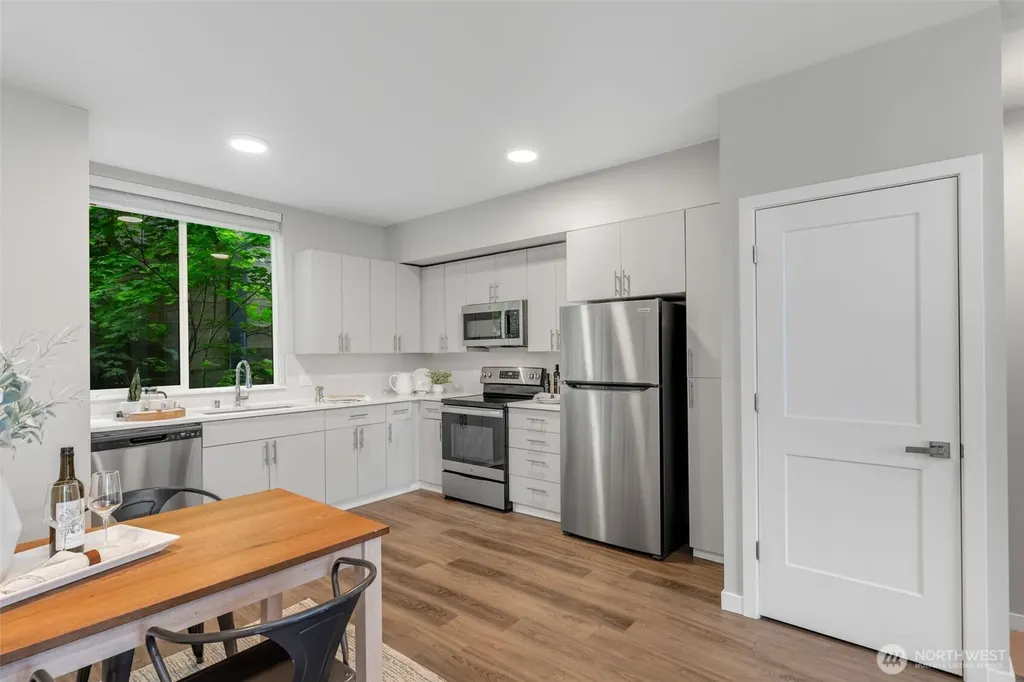 1318 Yakima Avenue S Seattle WA 98144