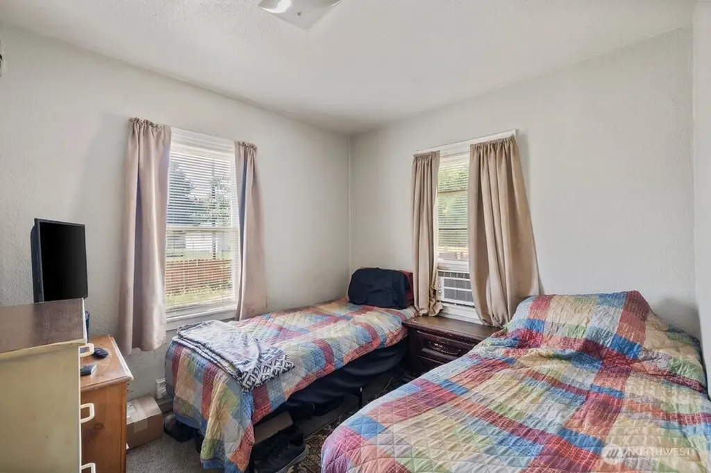 1311 W Mead Avenue Yakima WA 98902