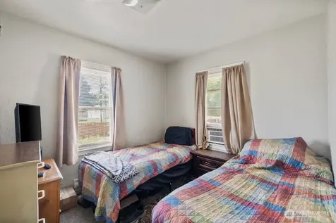 1311 W Mead Avenue Yakima WA 98902