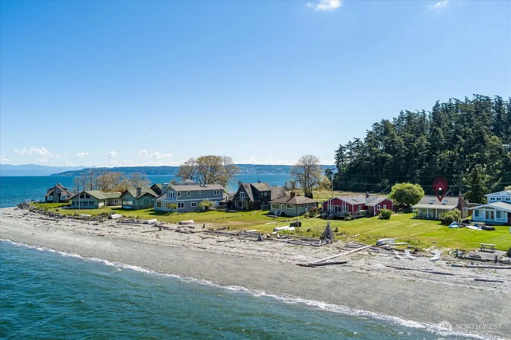 301 Snakelum Point Road Coupeville WA 98239
